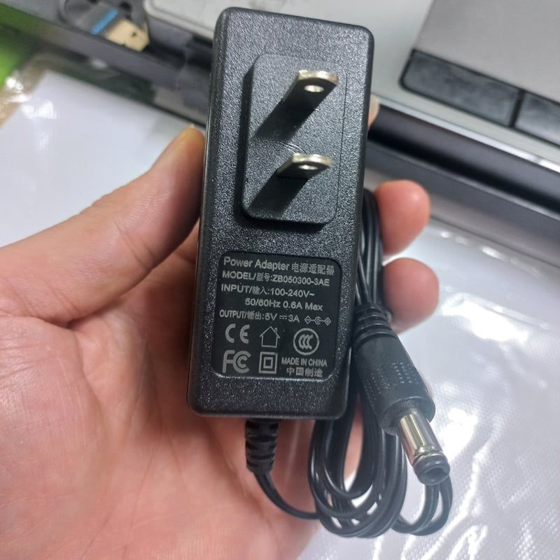 Bộ chuyển nguồn Adapter 5V-3A 15W chân 5.5*2.5mm ZB50300-3AE - Phụ Kiện Điện Tử Việt Nam