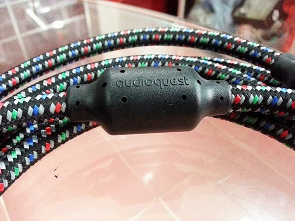 Cáp HDMI 2m Audioquest HDMI-3 có chức năng chống nhiễu, hỗ trợ full HD1080p, đầu mạ vàng 24K - Phụ Kiện Điện Tử Việt Nam