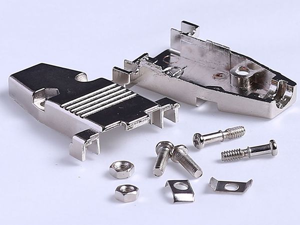 Đầu hàn VGA DB15 dương+ vỏ ốp kim loại, Đầu hàn phụ kiện điện tử - Phụ Kiện Điện Tử Việt Nam