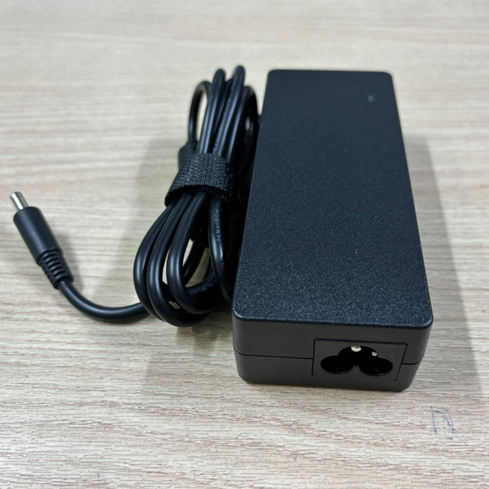 Bộ nguồn sạc pin laptop Dell 19.5V-4.62A 90W chân 4.5*3.0mm chính hãng TTA - DE-90PM111 - Phụ Kiện Điện Tử Việt Nam