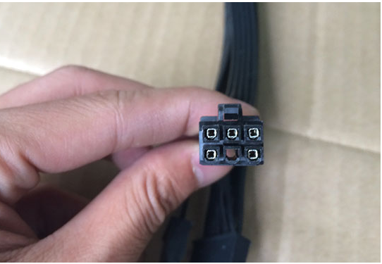 Cáp đổi nguồn 6PIN ra 3 SATA type-B - Phụ Kiện Điện Tử Việt Nam