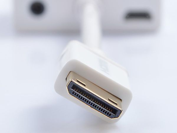 HDMI - Mini HDMI sang VGA + Audio Adapter 20Cm Z-TEK ZY-097 - Phụ Kiện Điện Tử Việt Nam