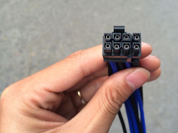 Cáp 2 x Molex to 8pin (2+6) dây lưới - Phụ Kiện Điện Tử Việt Nam