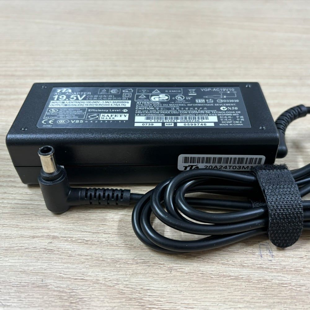 Bộ nguồn sạc pin laptop Sony 19.5V-4.7A 90W chân 6.5*4.4mm chính hãng TTA - SO90 - Phụ Kiện Điện Tử Việt Nam